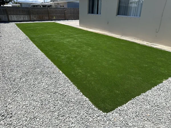 Low-Care Turf Side Yard